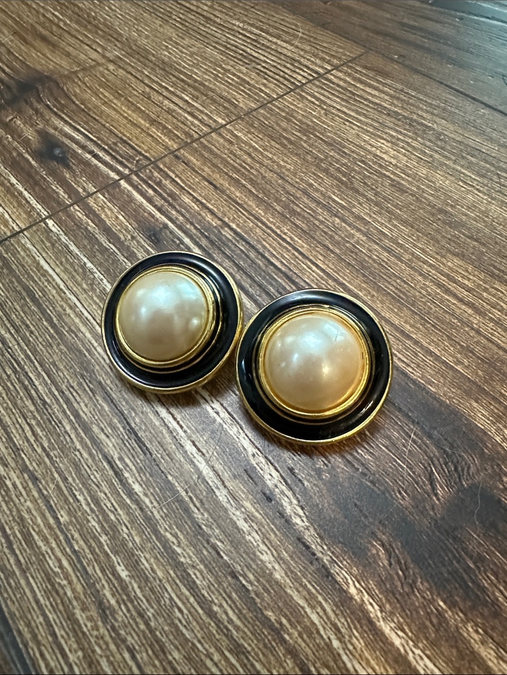 Vintage Givenchy Pearl clip on earrings